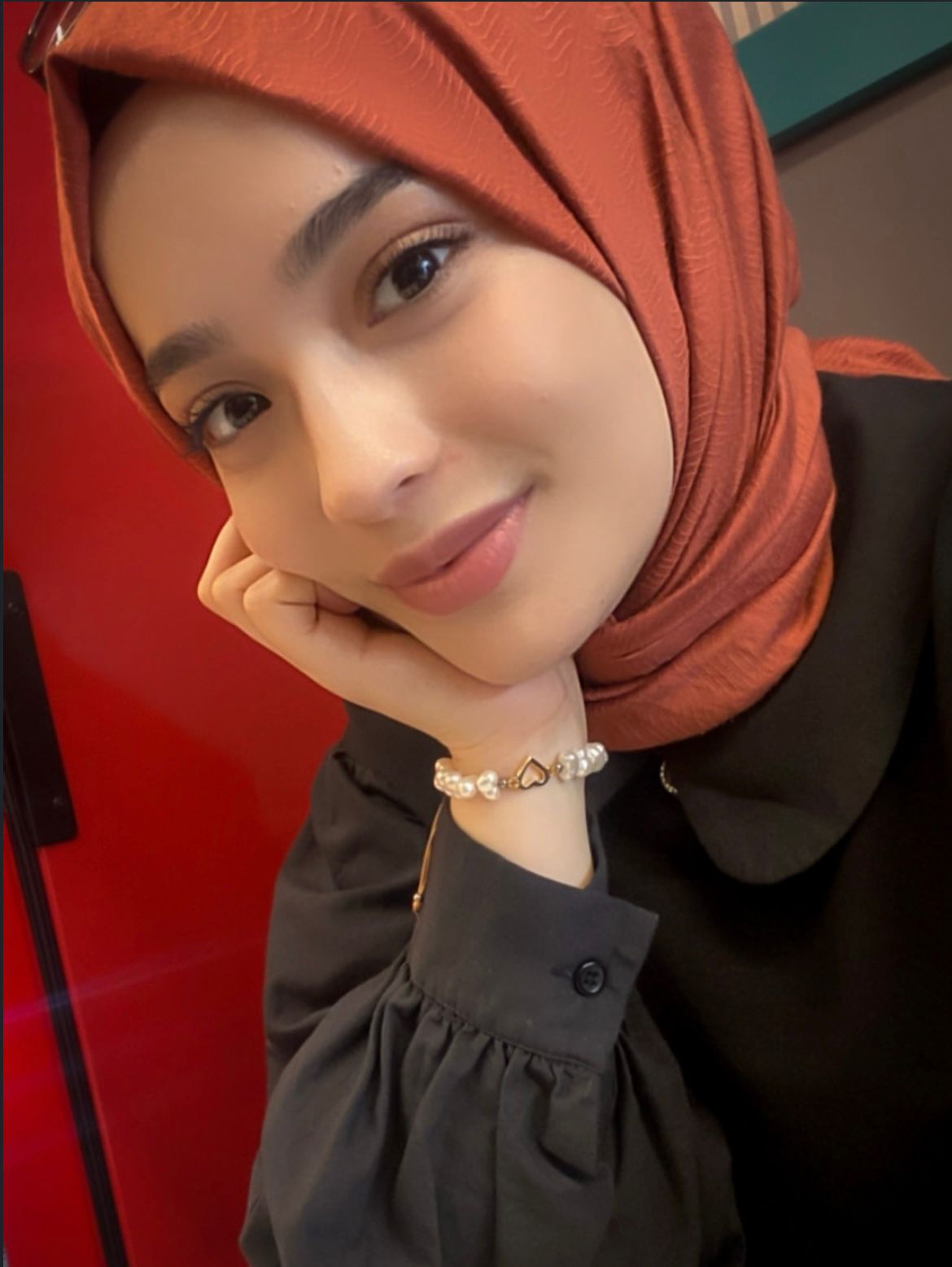 Akbulut Estetik Bayan Escort Özlem