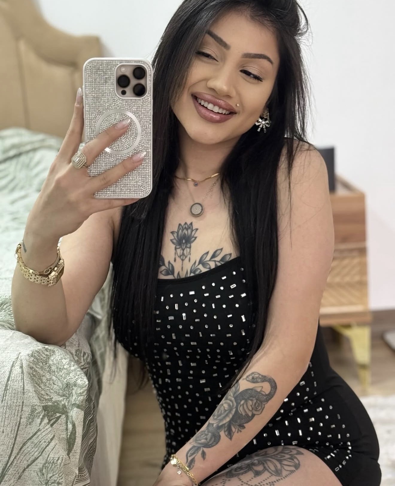 Elmacık Alman Bayan Escort Işıl